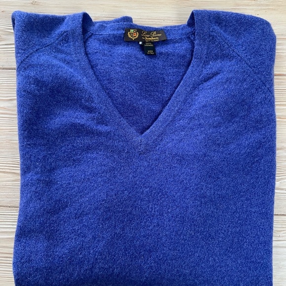 Loro Piana 100% Cashmere V-Neck Sweater – Violet - Picture 2 of 6